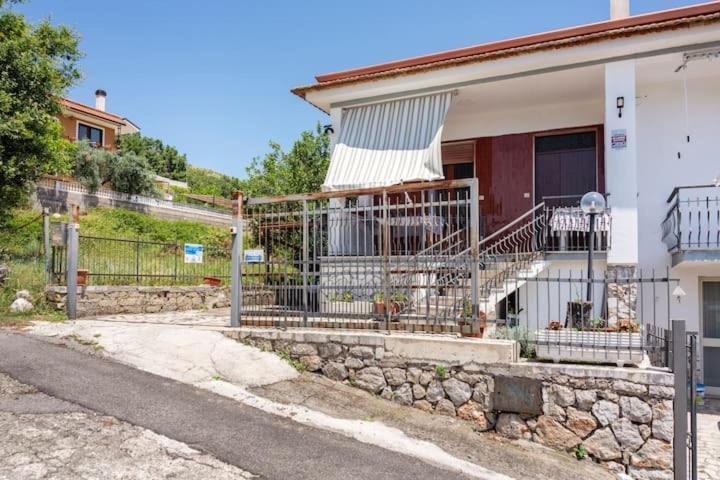 Guesthouseminturnoit Lucia Sparagna المظهر الخارجي الصورة