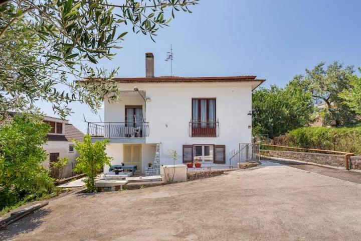 Guesthouseminturnoit Lucia Sparagna المظهر الخارجي الصورة